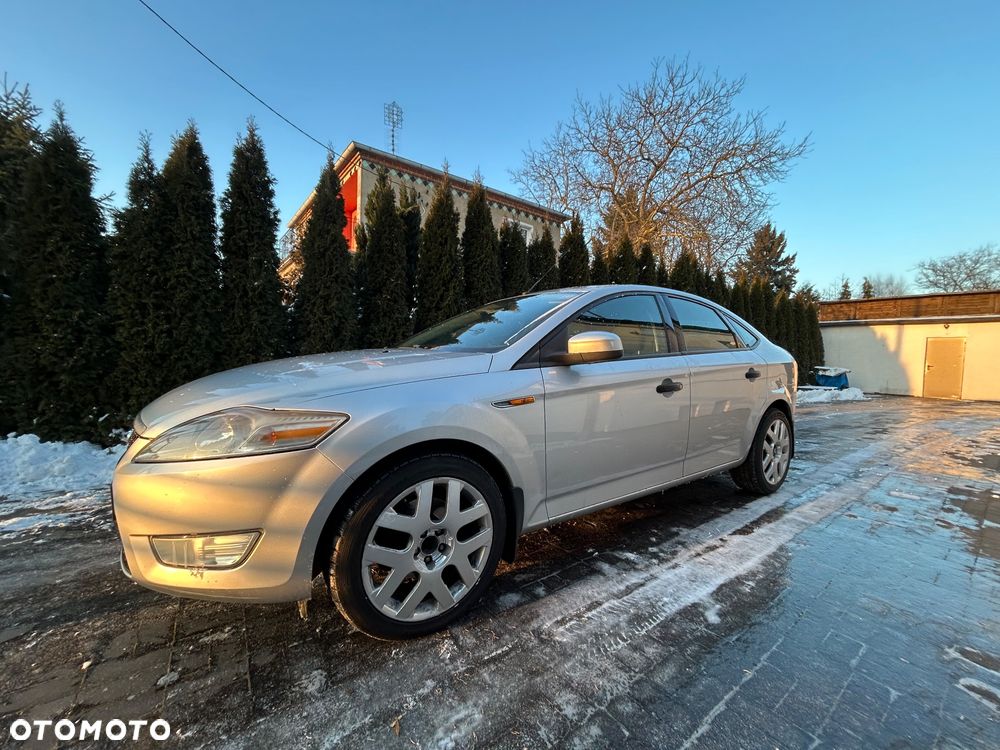 Ford Mondeo 1.8 TDCi Trend - 14