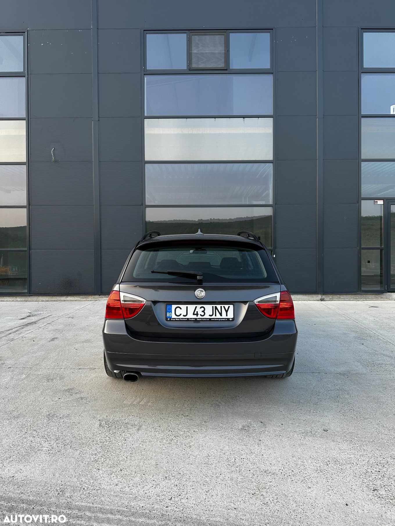 BMW Seria 3 318d - 8