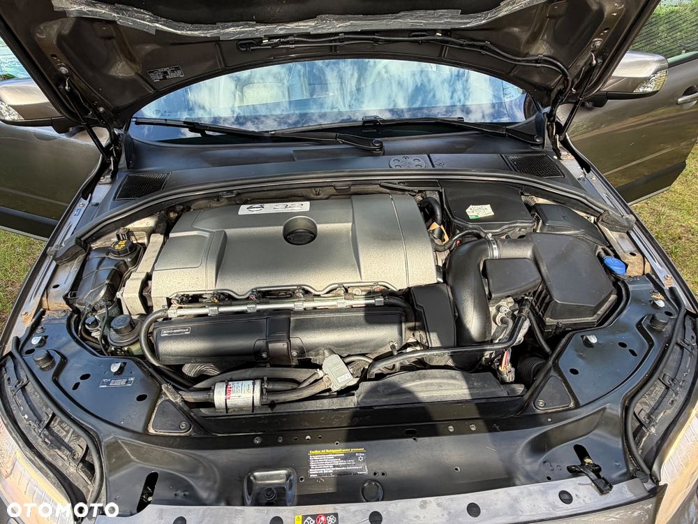 Volvo XC 70 - 12