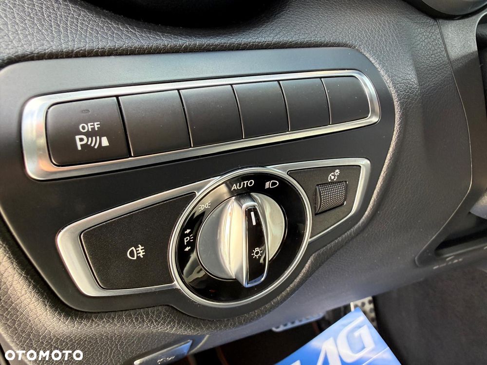 Mercedes-Benz GLC AMG 43 4Matic 9G-TRONIC - 19
