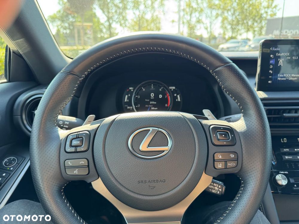 Lexus IS - 27