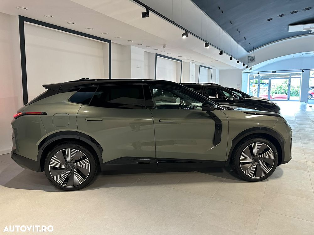 Lynk&Co 08 - 3