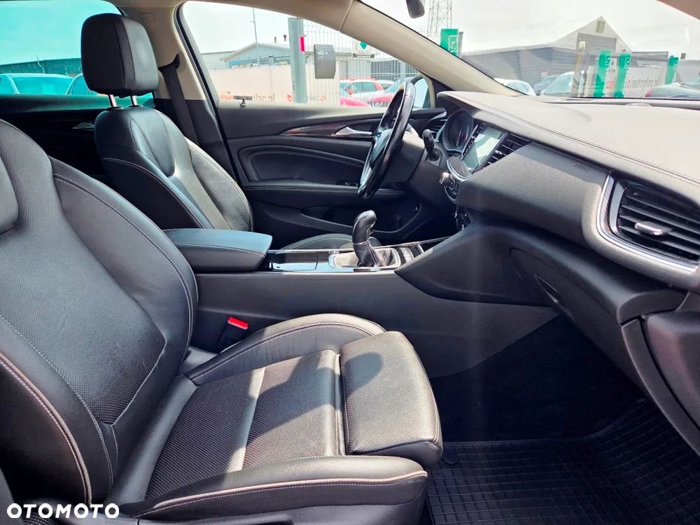 Opel Insignia 2.0 CDTI Exclusive S&S - 33