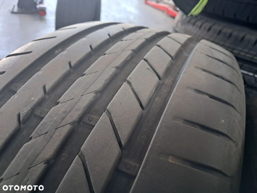Opony 235/45r19 Goodyear Efficientgrip runflat - 2