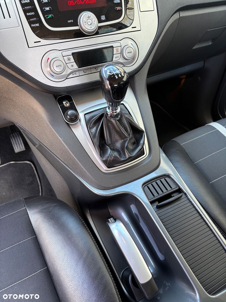 Ford Kuga 2.0 TDCi Titanium - 22