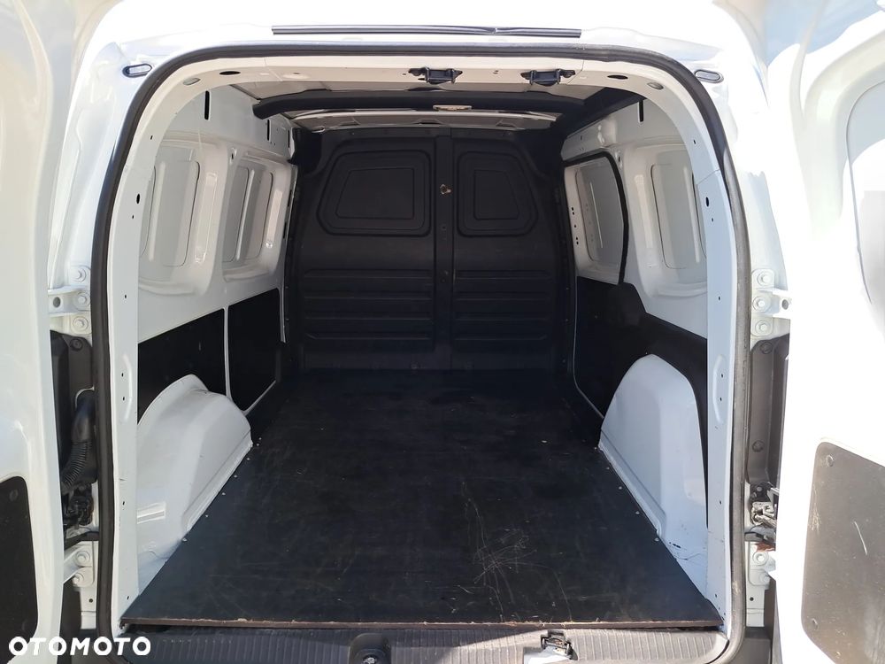 Renault KANGOO MAXI VAN - 25