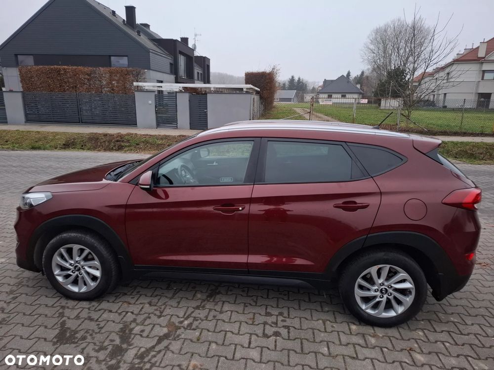 Hyundai Tucson 1.7 CRDI BlueDrive Comfort 2WD - 11