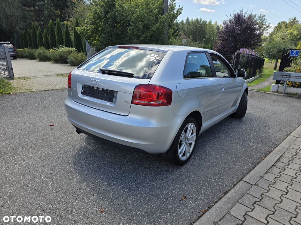Audi A3 3-drzwiowe 1.6 Ambiente - 25