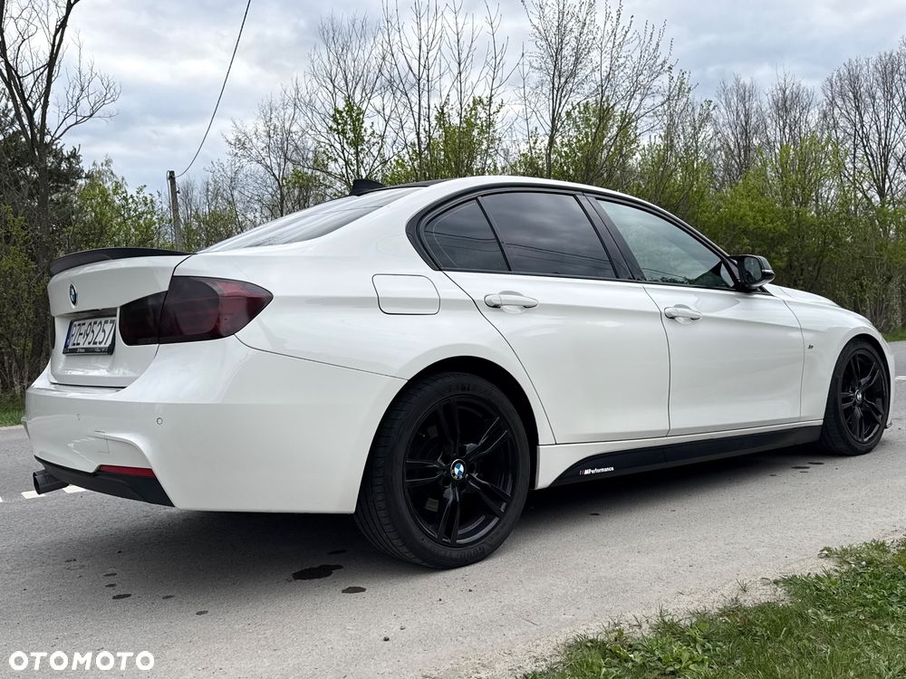 BMW Seria 3 - 11