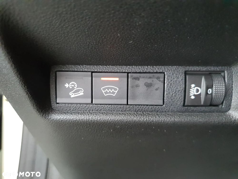 Jeep Avenger 1.2 GSE T3 Altitude FWD - 17