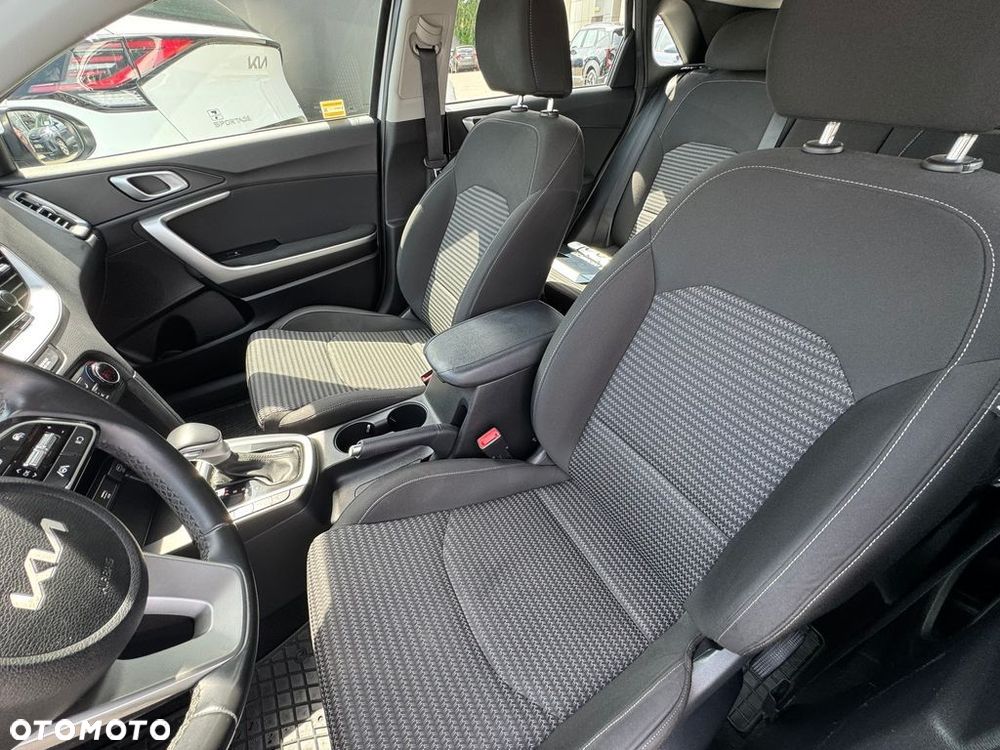 Kia Ceed 1.5 T-GDI M DCT - 9