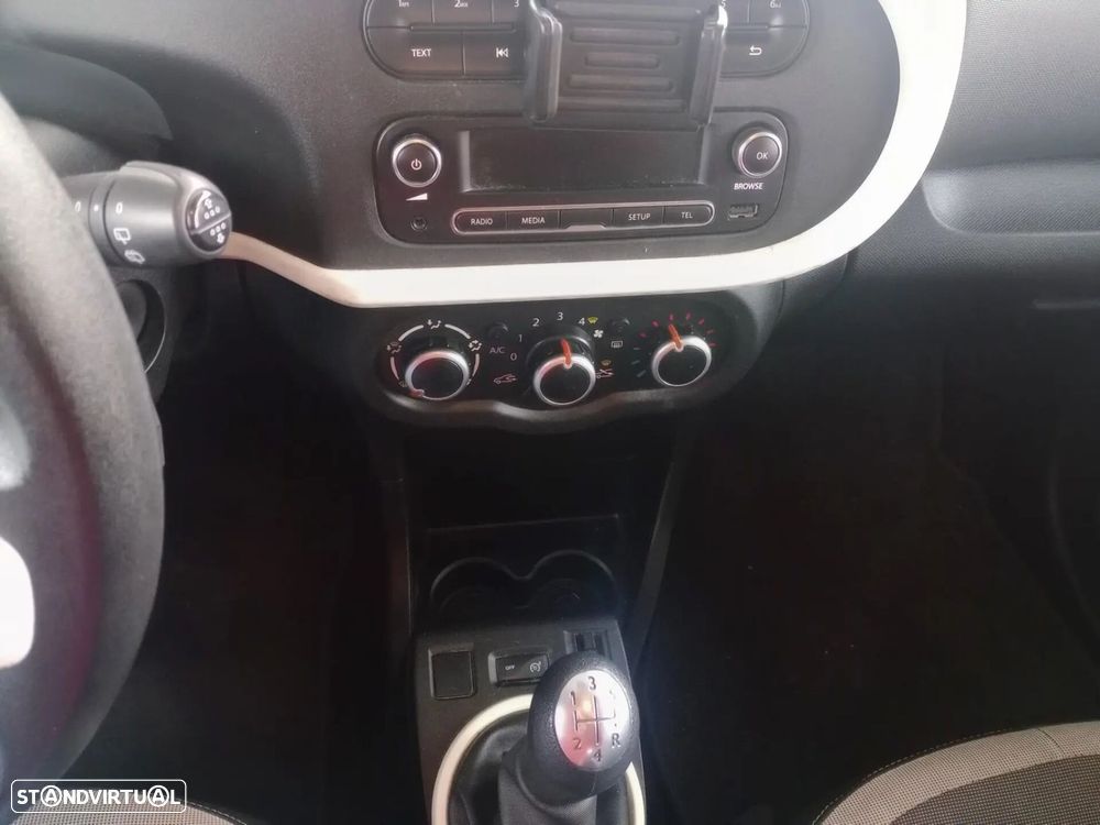 Renault Twingo SCe 70 S&S LIMITED 2018 - 17