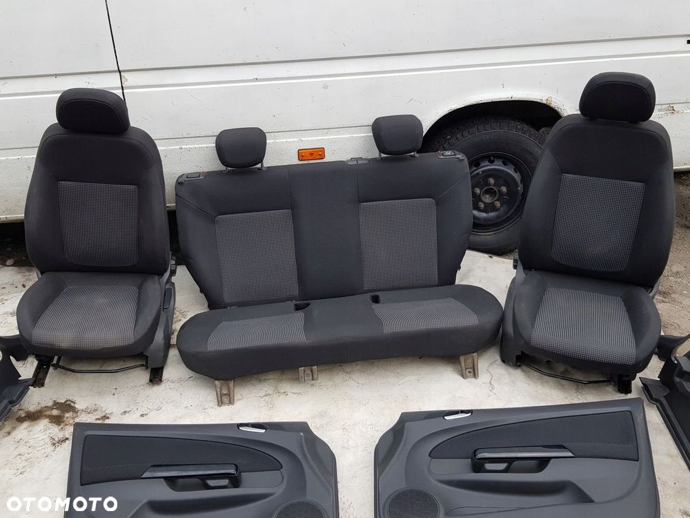 fotel prawy tapicerka Opel Corsa D - 2