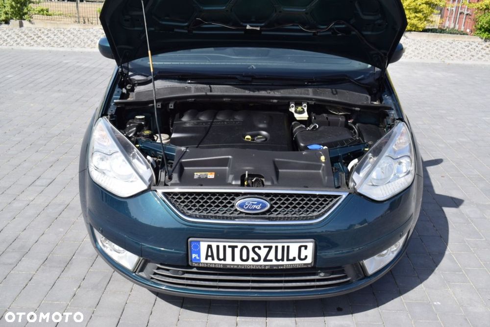 Ford Galaxy - 15