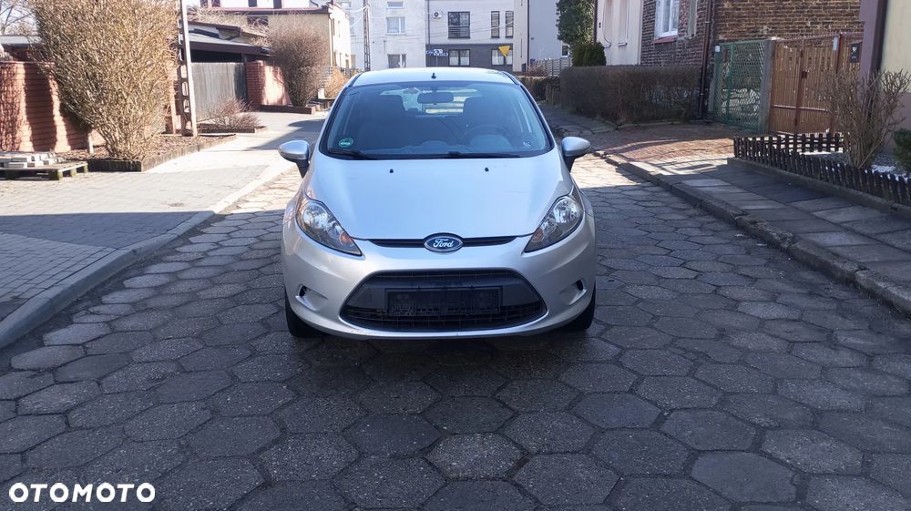 Ford Fiesta - 2