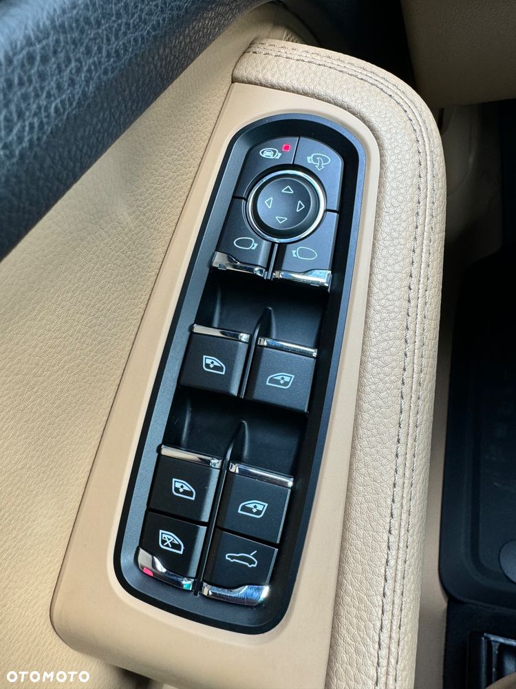 Porsche Macan Standard - 32