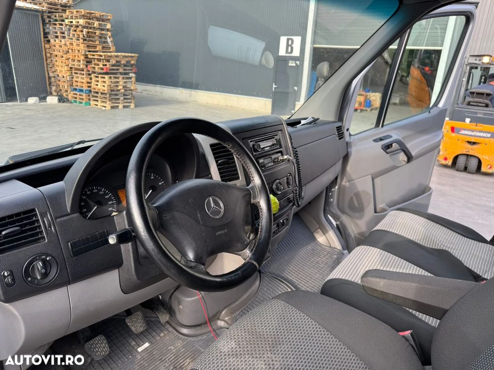 Mercedes-Benz Sprinter - 8