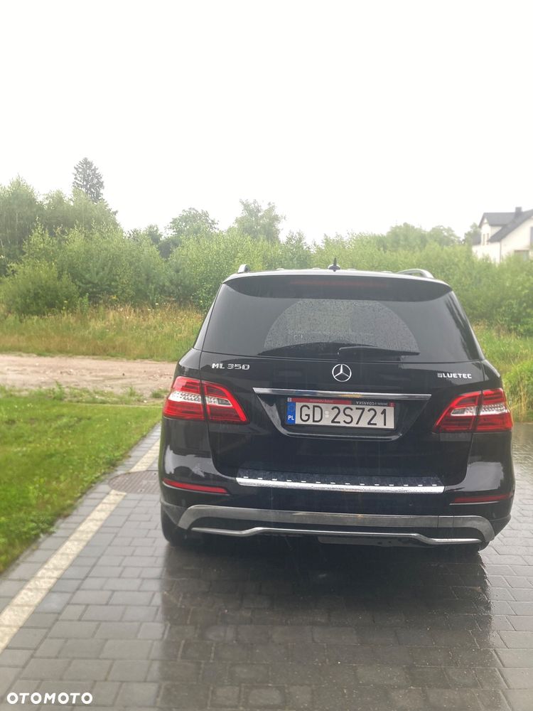 Mercedes-Benz ML 350 BlueTec 4-Matic - 6