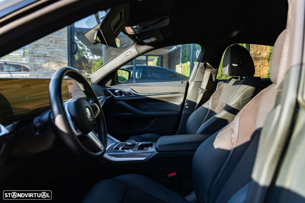 BMW i4 eDrive40 Desportiva M - 12