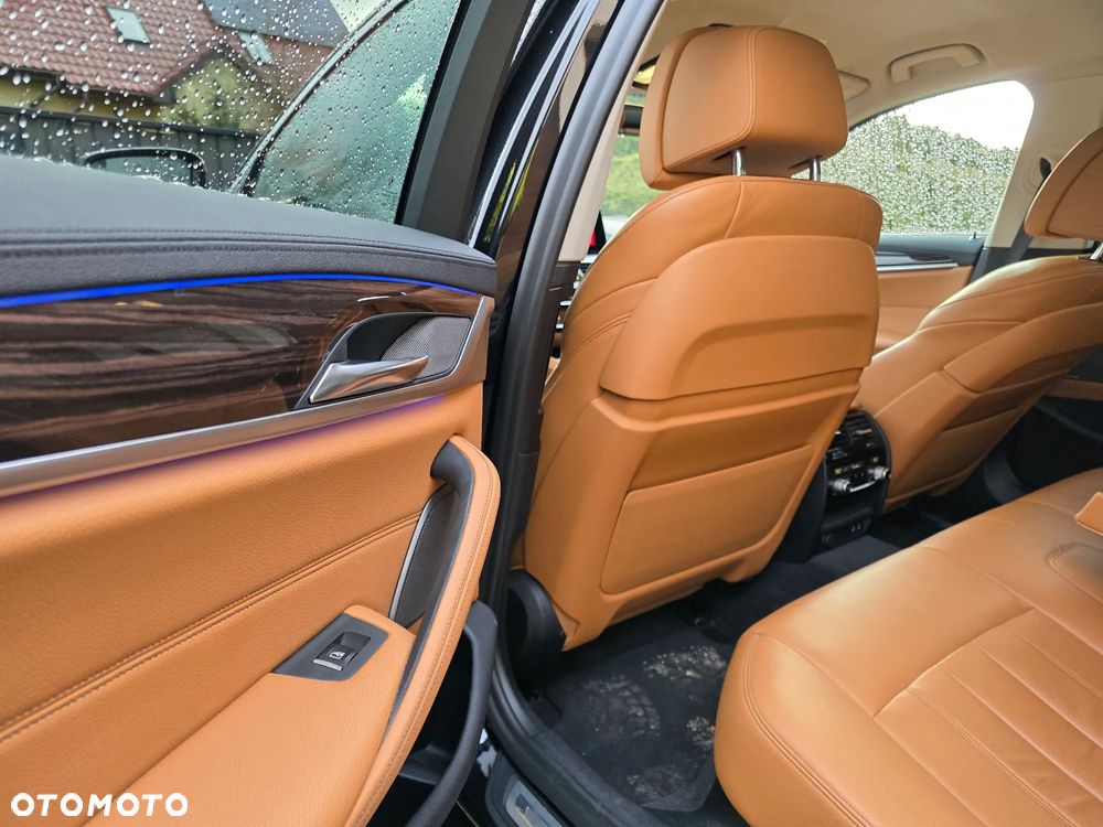 BMW Seria 5 520d xDrive Business Edition sport - 20