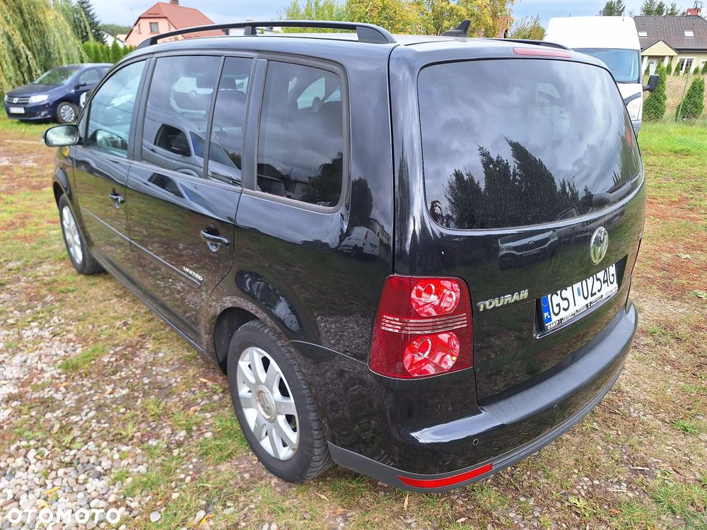 Volkswagen Touran - 6