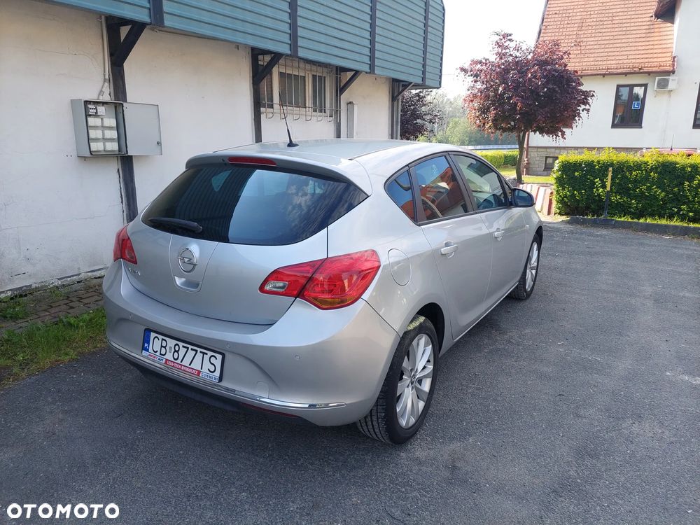 Opel Astra - 3