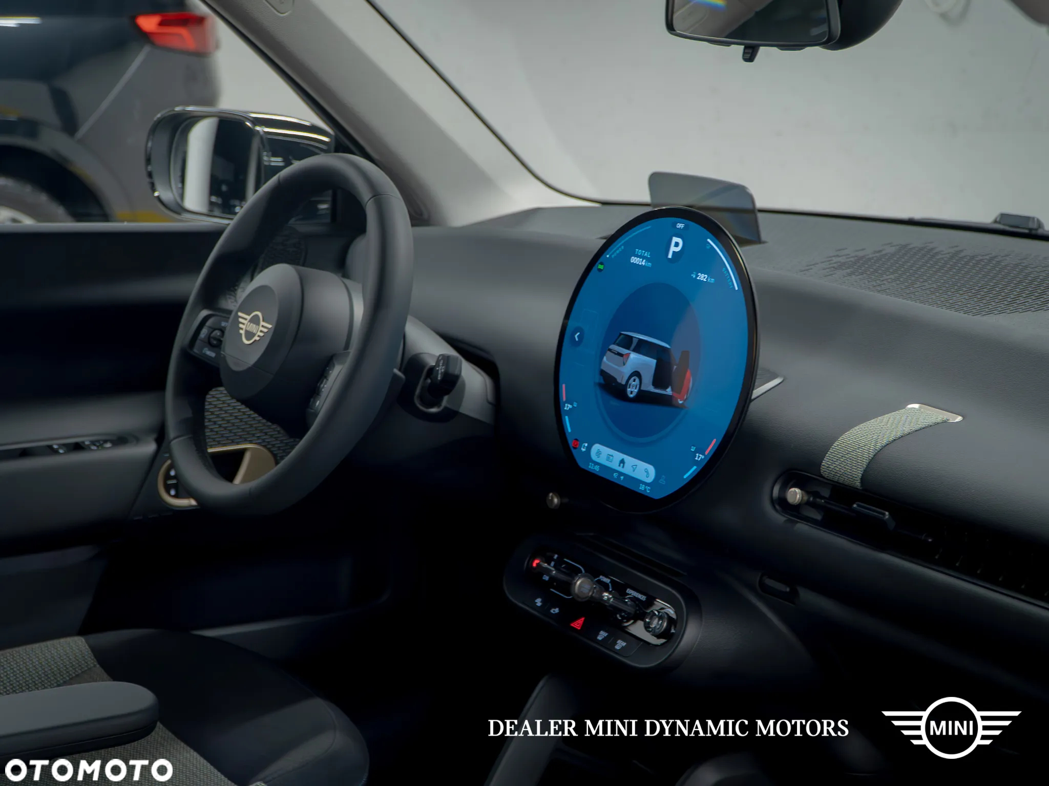 MINI Cooper E Essential Trim - 18