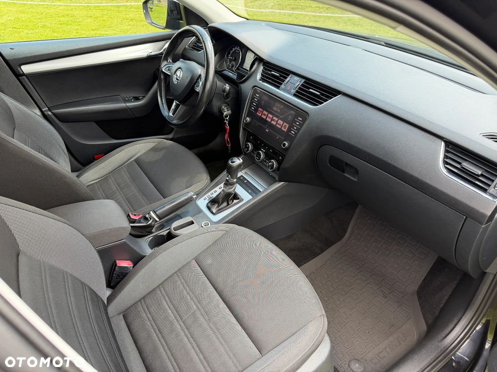 Skoda Octavia 2.0 TDI Ambition DSG EU6 - 14