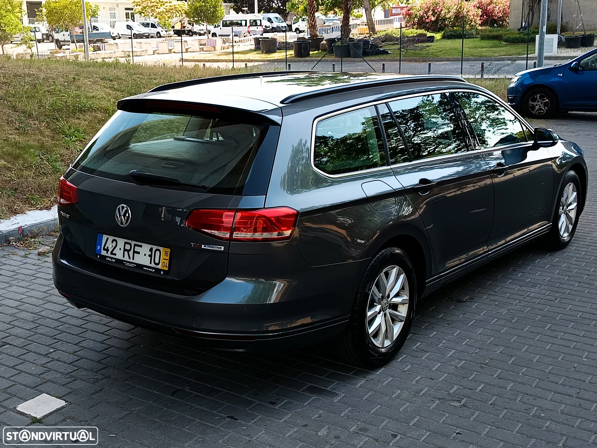 VW Passat Variant 1.6 TDI Highline - 4