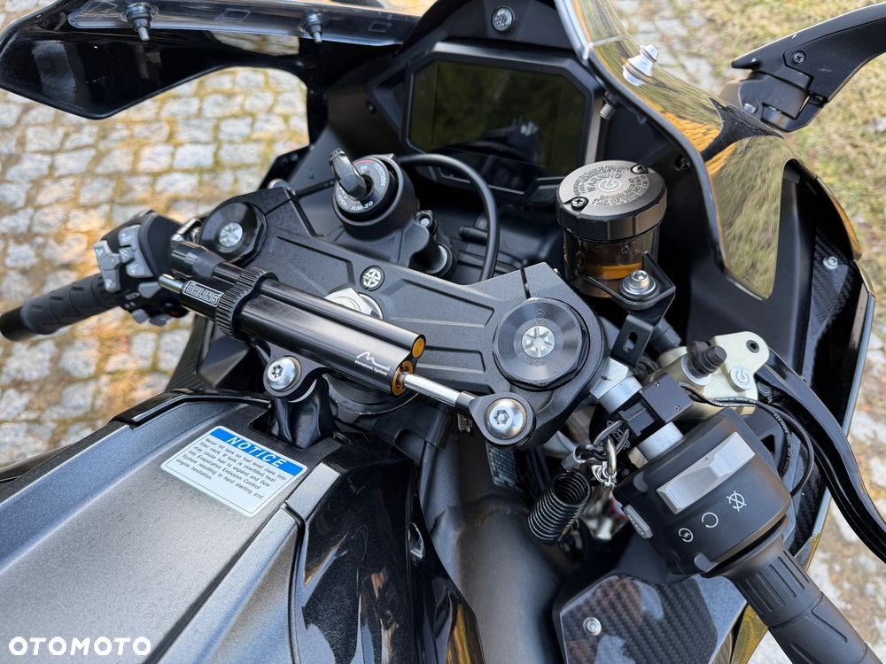 Kawasaki ZXR - 20