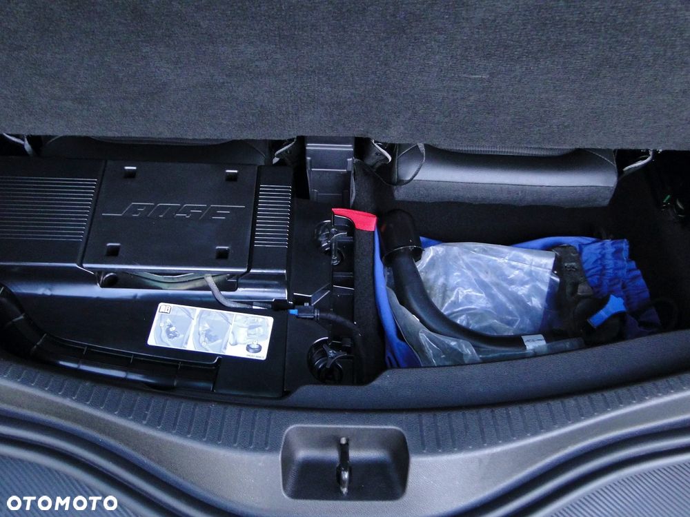 Renault Grand Scenic - 21