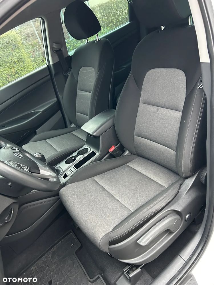 Hyundai Tucson 1.6 GDI BlueDrive Style 2WD - 15