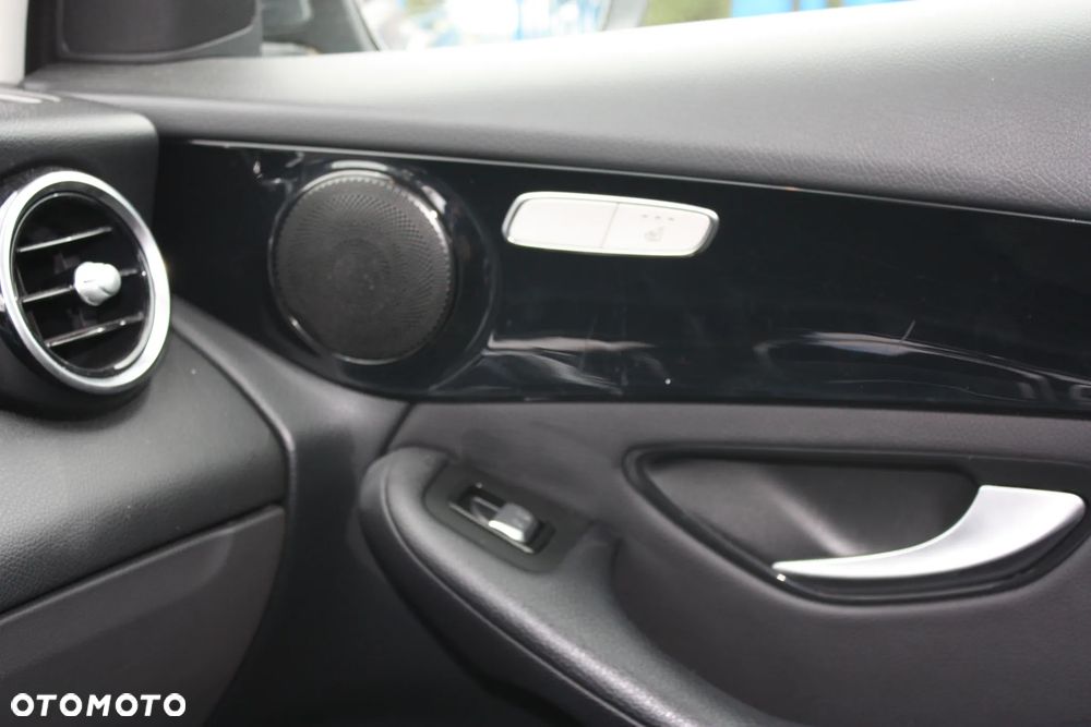 Mercedes-Benz GLC 300 de 4-Matic - 12