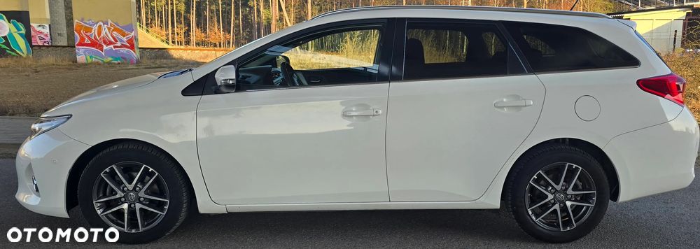 Toyota Auris 1.6 Valvematic Multidrive S Comfort - 3