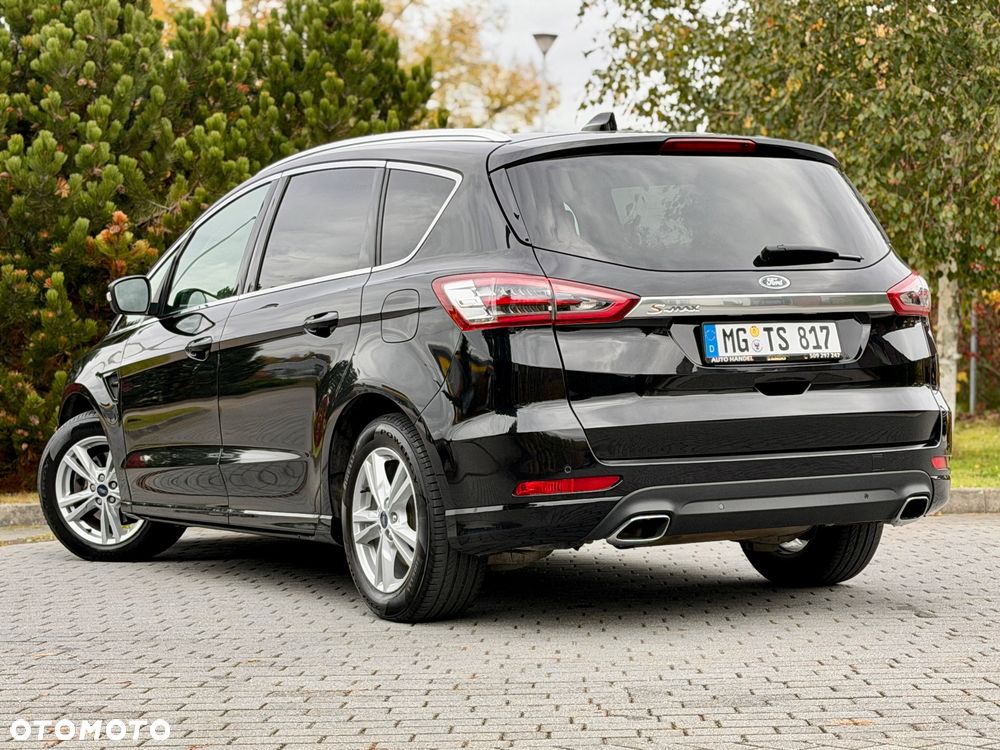Ford S-Max - 23