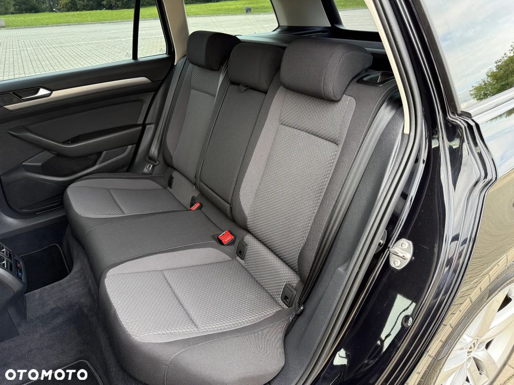 Volkswagen Passat 2.0 TDI SCR Highline DSG - 11