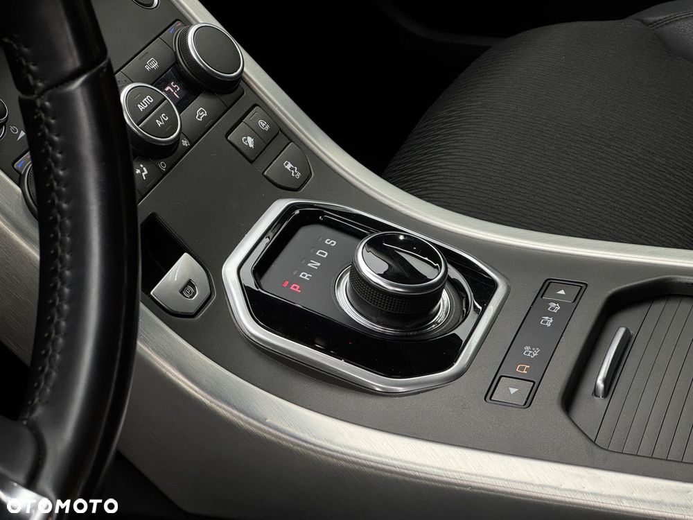 Land Rover Range Rover Evoque - 11