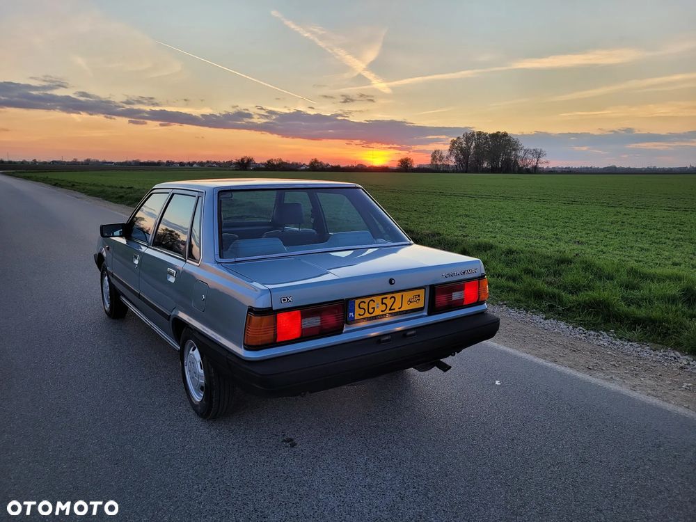 Toyota Camry - 38