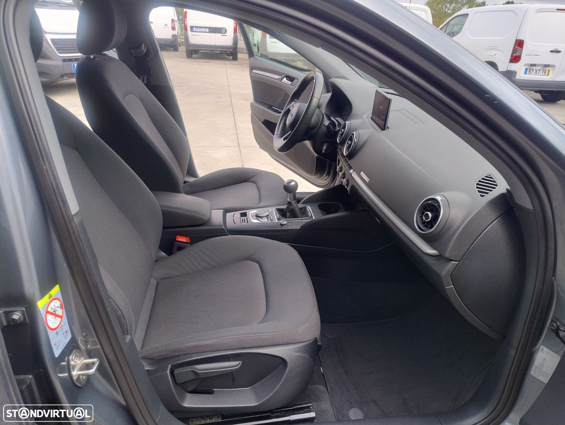 Audi A3 Limousine 30 TDI Design - 18