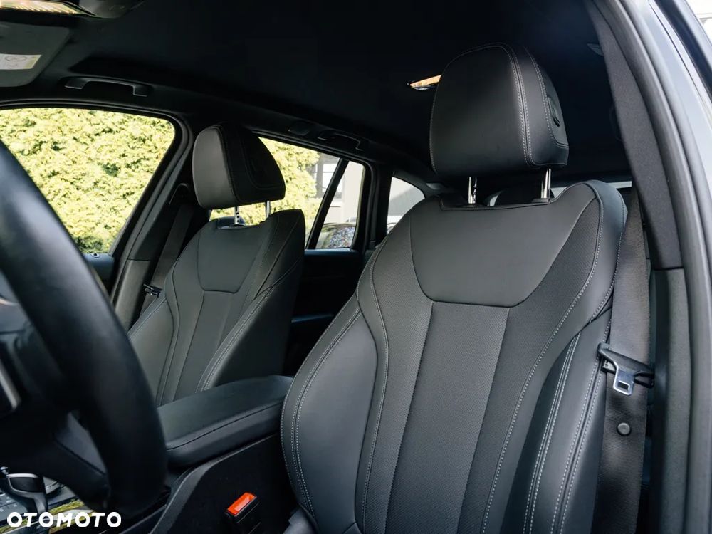 BMW X3 xDrive20i - 11