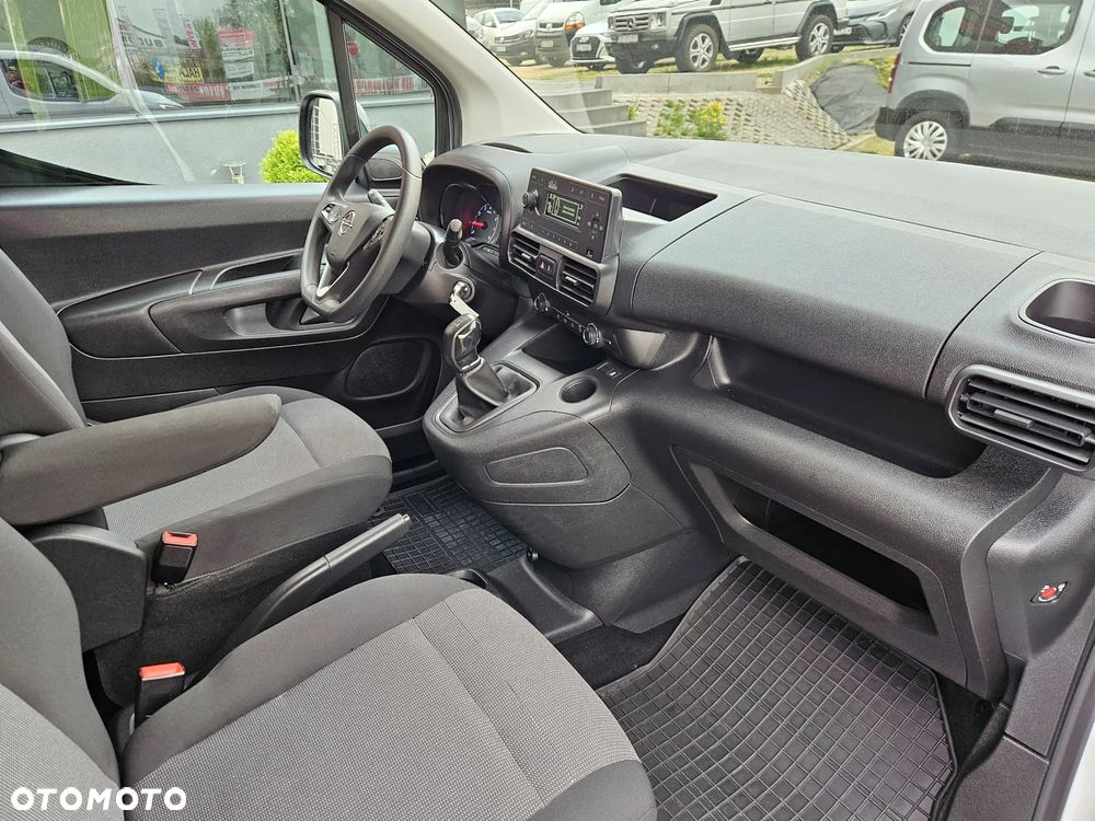 Opel COMBO 1.5 TURBO D 102KM - 8