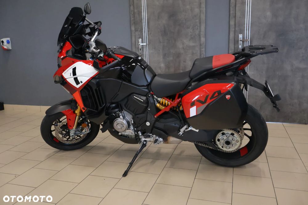 Ducati Multistrada - 9