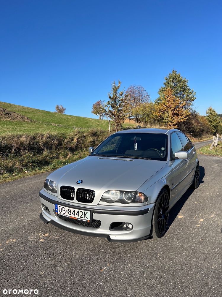 BMW Seria 3 320i - 4
