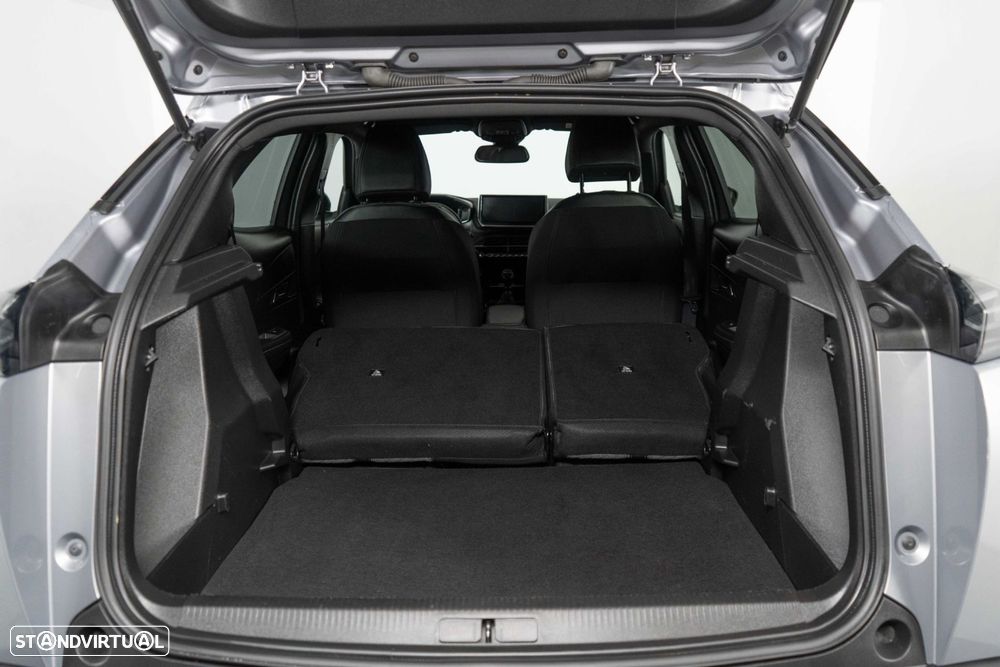 Peugeot 2008 1.2 PureTech Allure Pack - 16