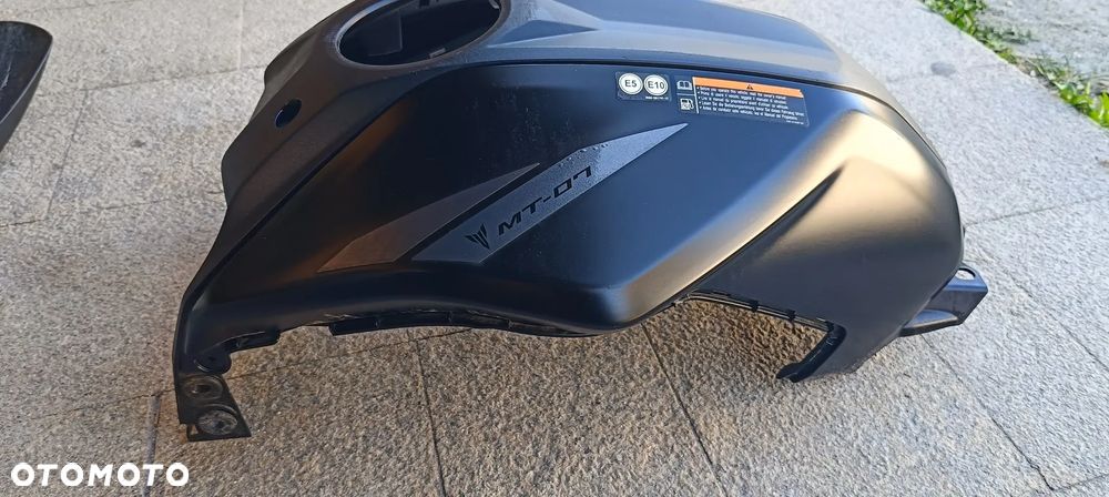 YAMAHA MT07 MT-07 OWIEWKA BŁOTNIK WLOT POWIETRZA OSŁONA BAKU - 20
