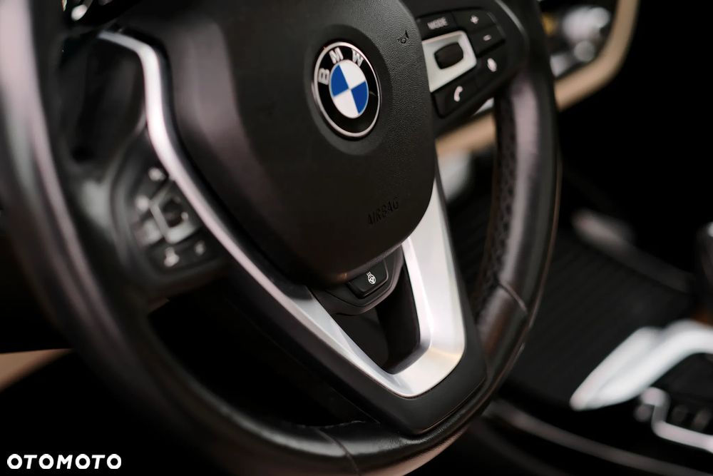 BMW X3 xDrive30i xLine - 24