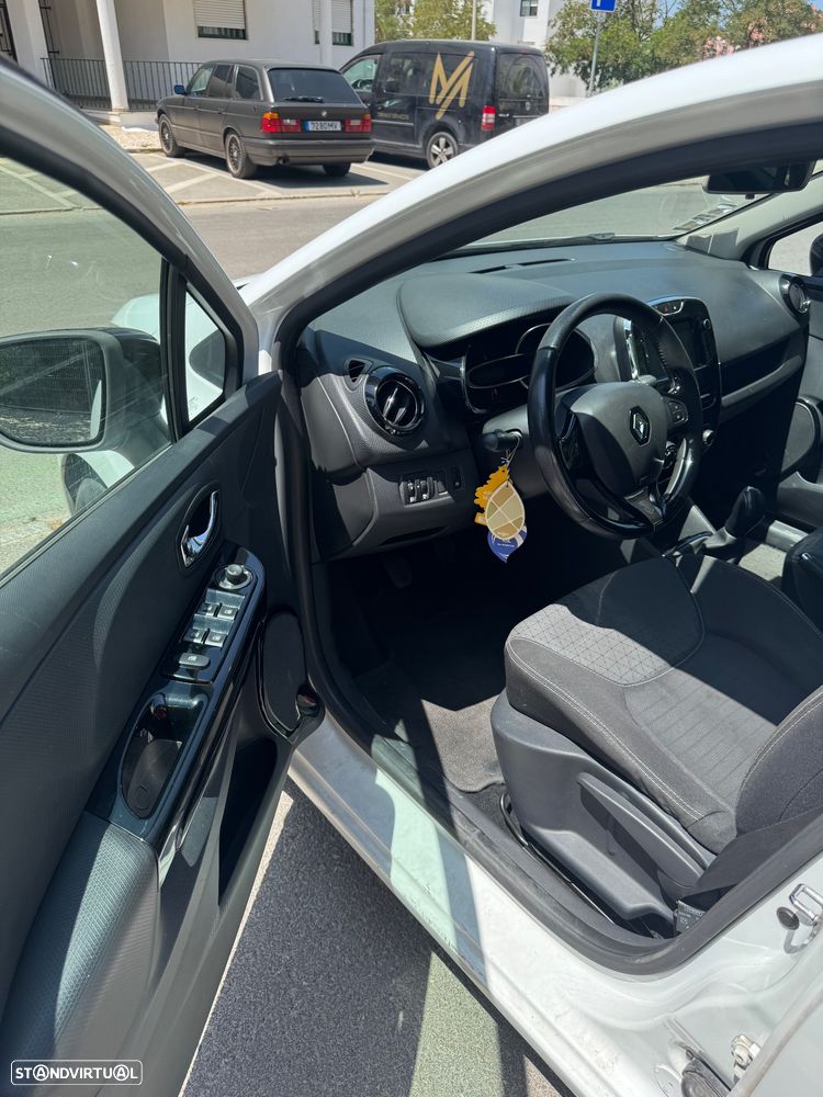 Renault Clio - 5