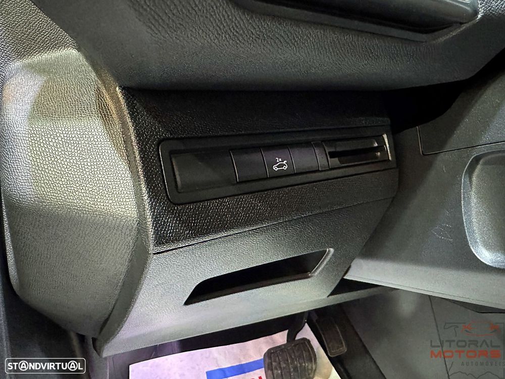 Peugeot 3008 1.2 PureTech Allure Pack EAT8 - 20