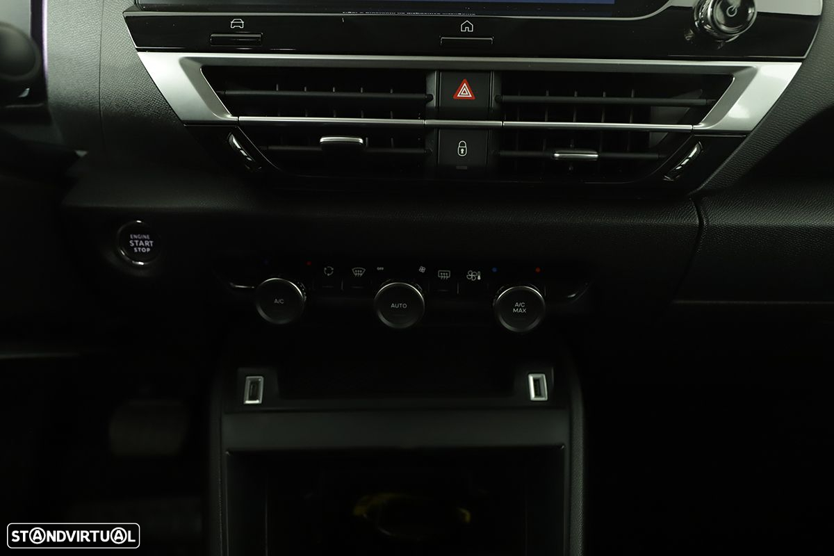 Citroën C4 1.2 PureTech Plus EAT8 - 12