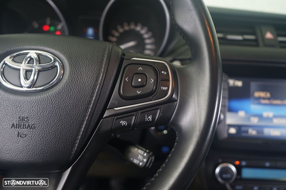 Toyota Avensis Touring Sports 2.0 D-4D Exclusive - 21